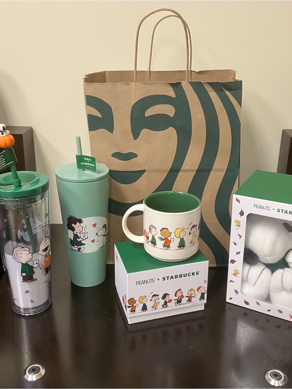 Starbucks Snoopy Limited Edition 4 Piece Lot
